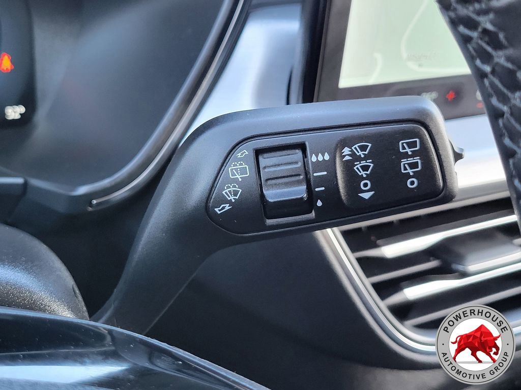 Certified 2025 Ford Escape SE w/ PHEV Premium Package image 34