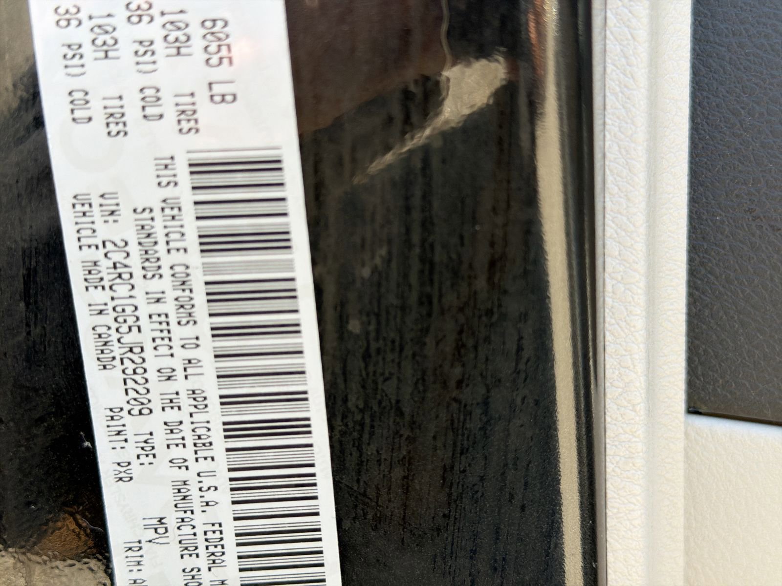 Used 2018 Chrysler Pacifica Limited FWD image 37