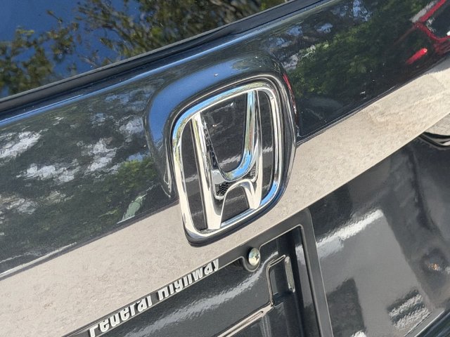 Used 2025 Honda CR-V EX-L image 17