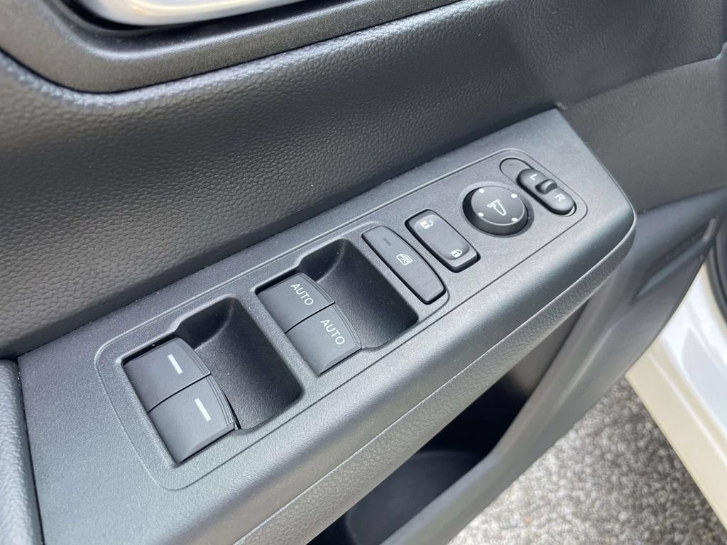 Used 2023 Honda CR-V Sport image 17