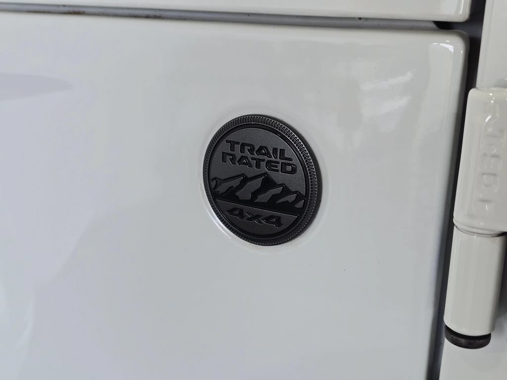 Used 2023 Jeep Gladiator Sport AWD/4WD image 27