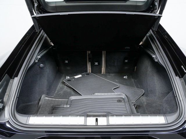 New 2026 Porsche Panamera image 29