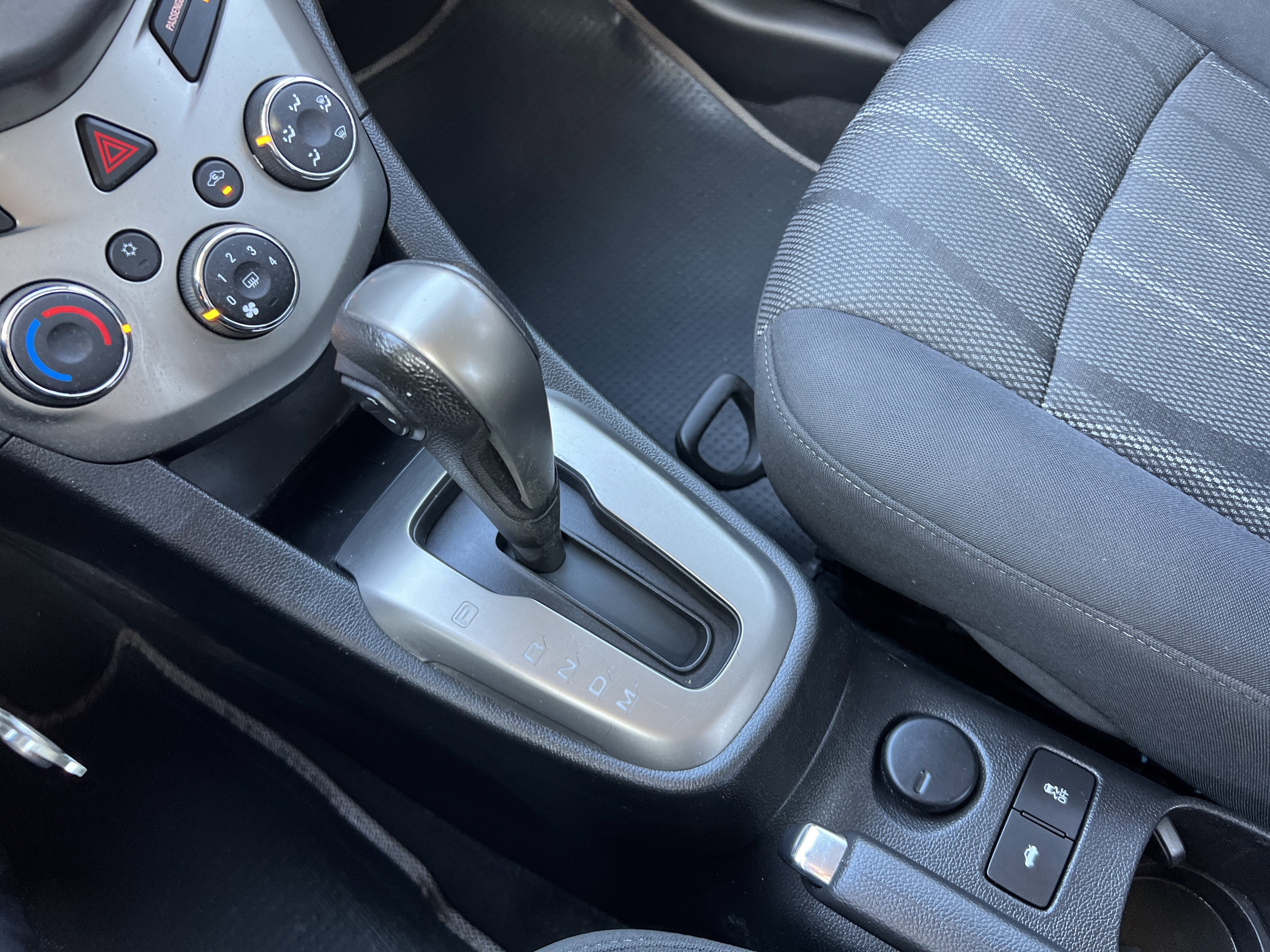 Used 2016 Chevrolet Sonic LT image 24