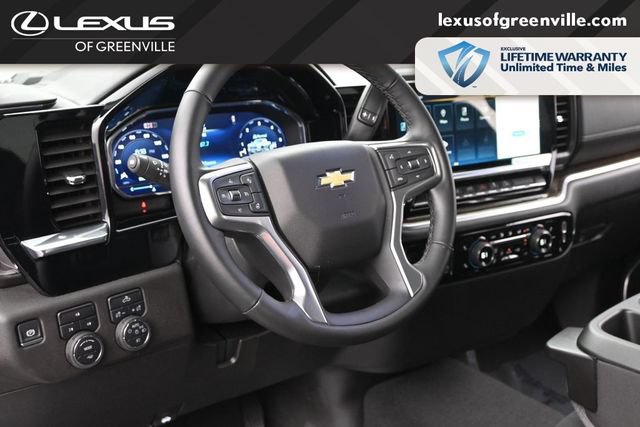 Used 2025 Chevrolet Silverado 2500 LT AWD/4WD image 22