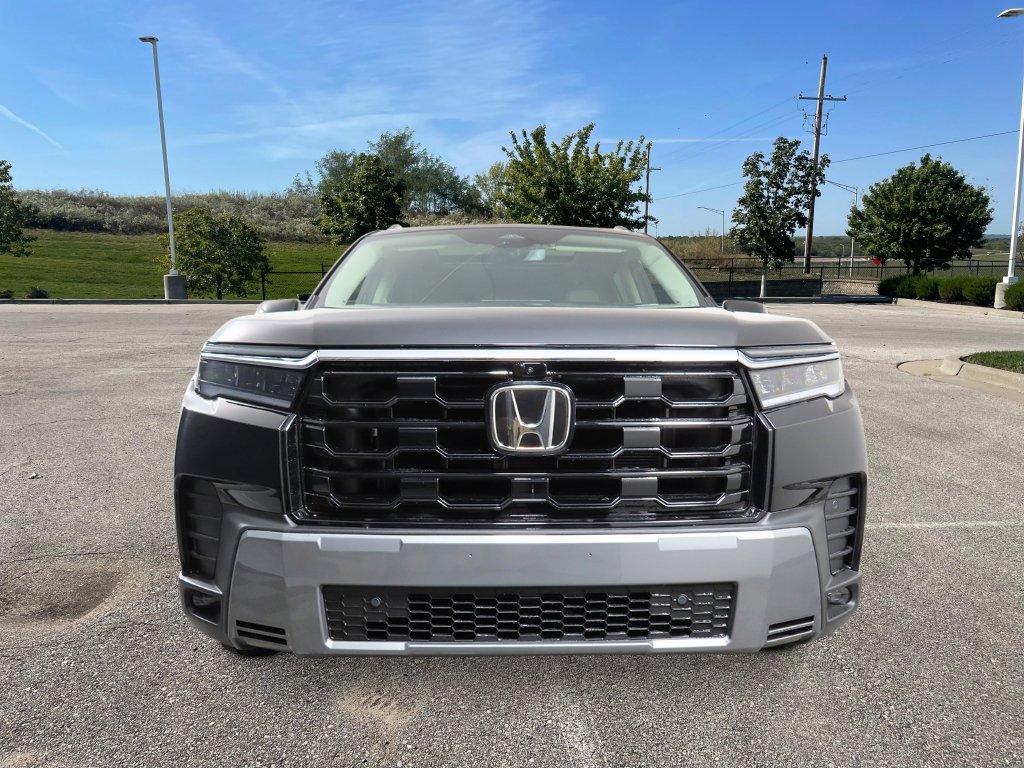 New 2026 Honda Pilot Elite image 8