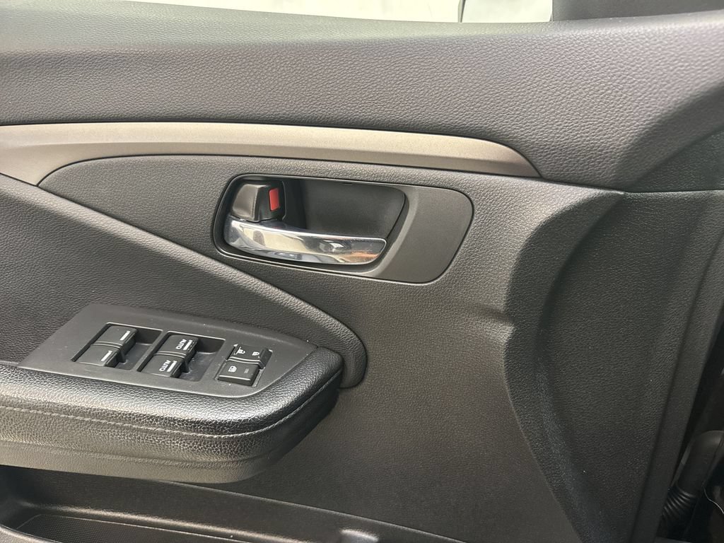 Used 2017 Honda Pilot EX-L image 22