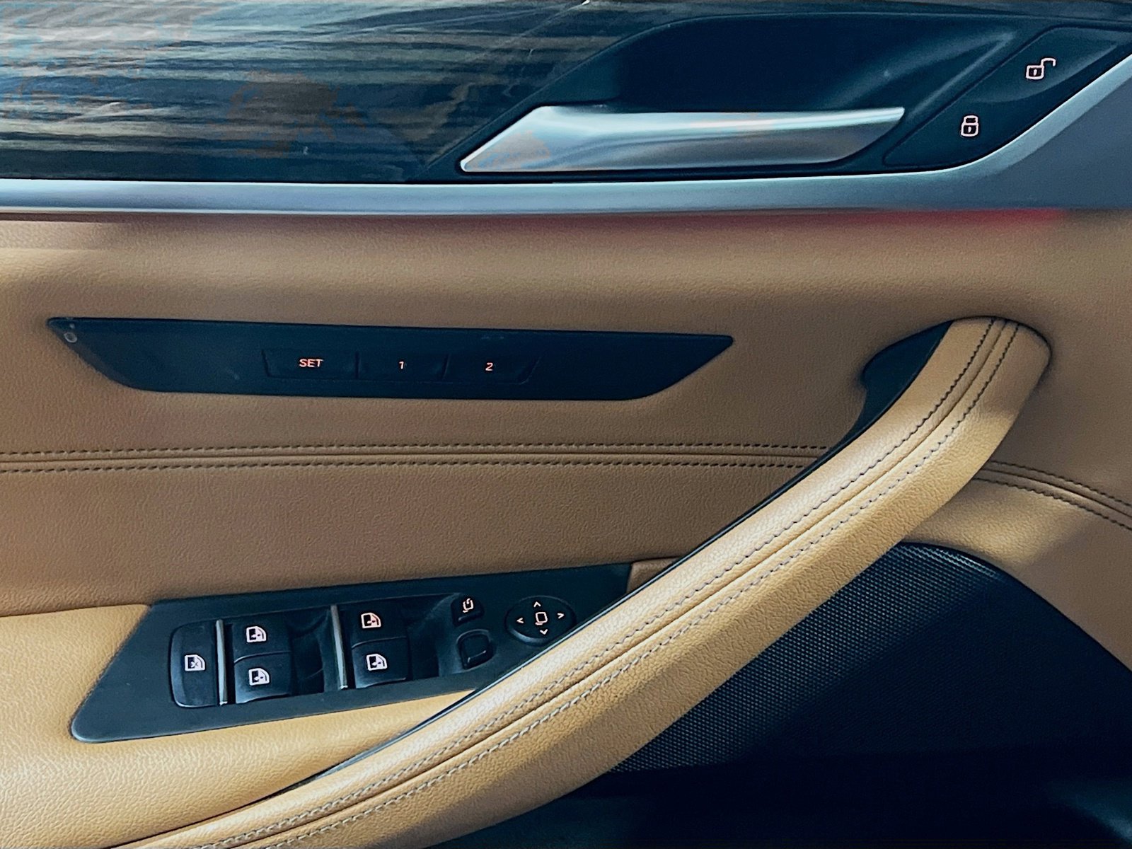 Used 2022 BMW 530i w/ Convenience Package image 14