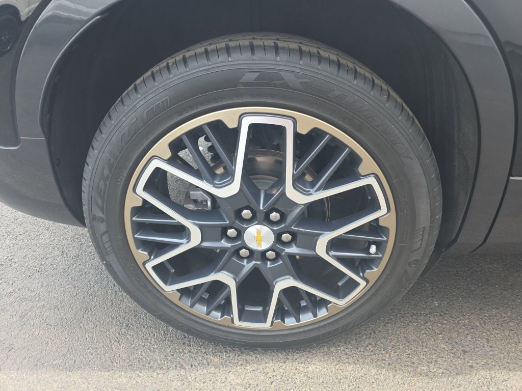 Used 2023 Chevrolet Blazer Premier w/ Driver Confidence II Package image 6