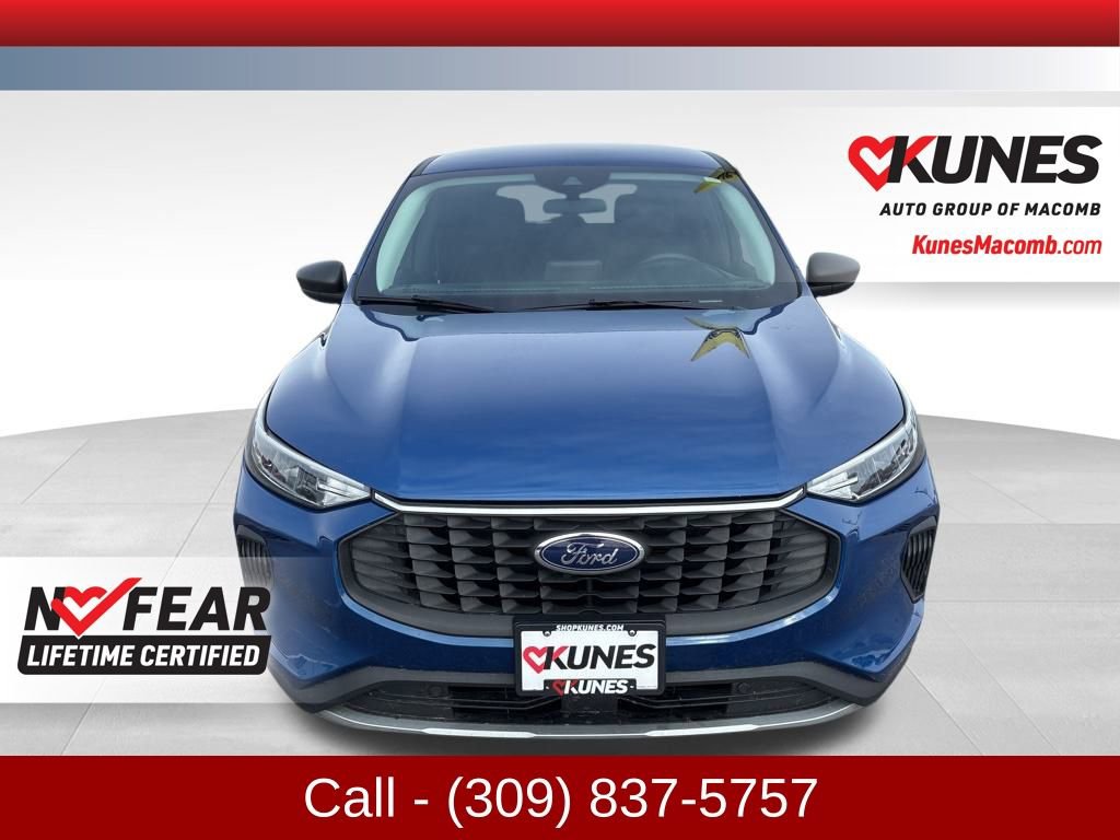 Used 2023 Ford Escape Active image 2