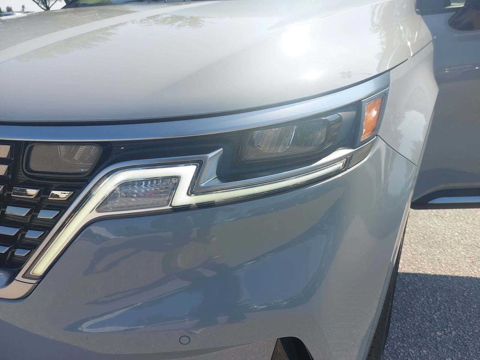 Used 2024 Kia Carnival SX FWD image 32