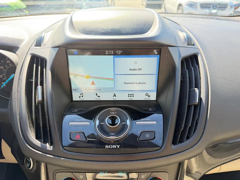 Used 2019 Ford Escape Titanium w/ U9j03 - Titanium Tow Package image 21