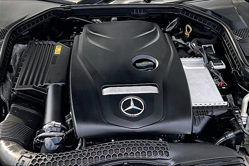 Used 2018 Mercedes-Benz C 300 Sedan w/ Premium Package image 9