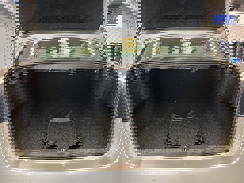 Used 2020 Subaru Legacy Limited w/ Popular Package #2 image 32