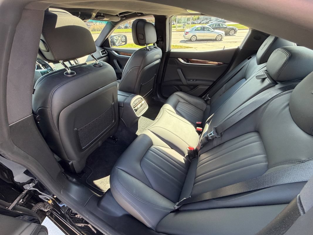 Used 2016 Maserati Ghibli S Q4 AWD/4WD image 28