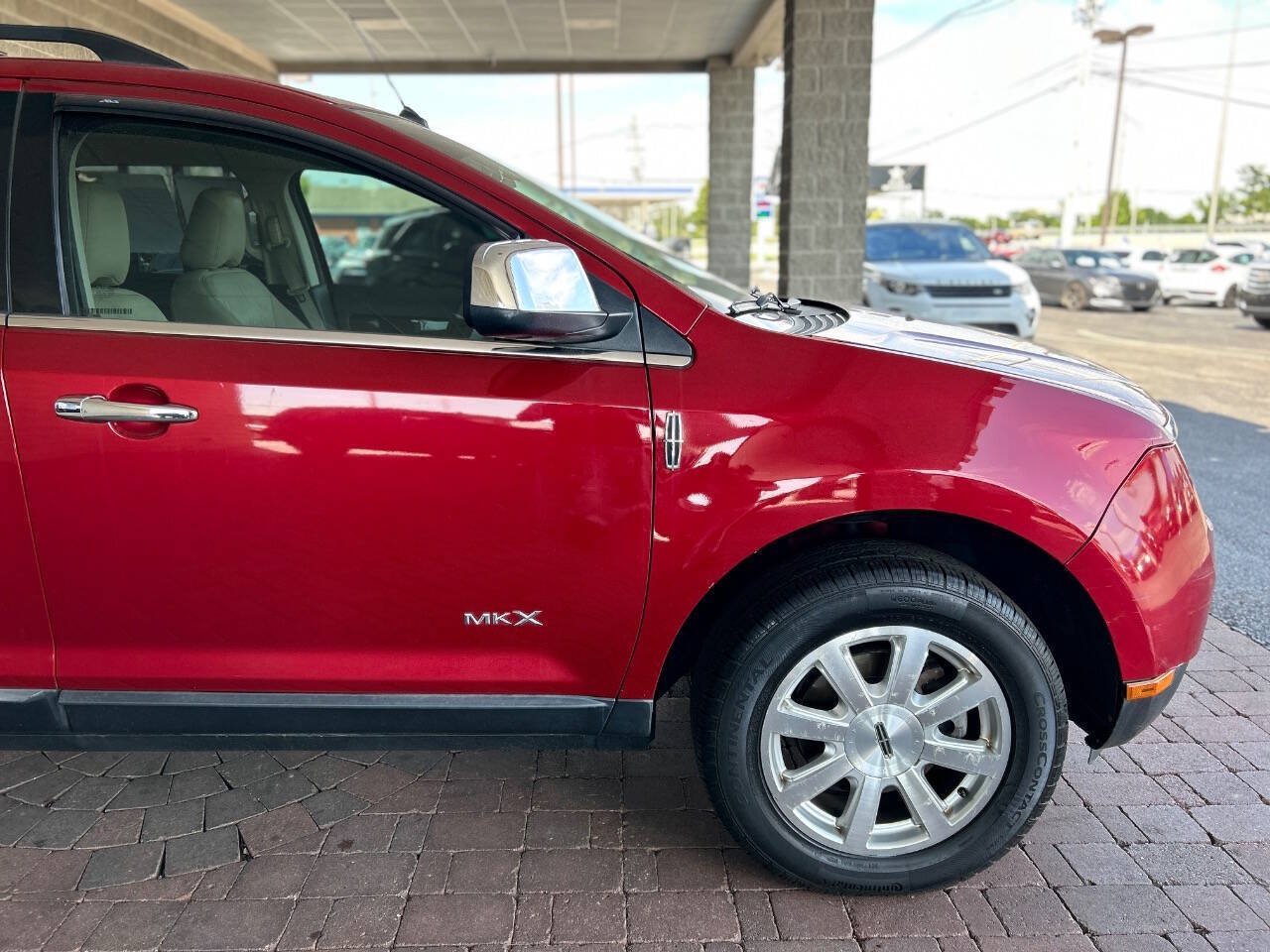 Used 2010 Lincoln MKX 2WD image 18