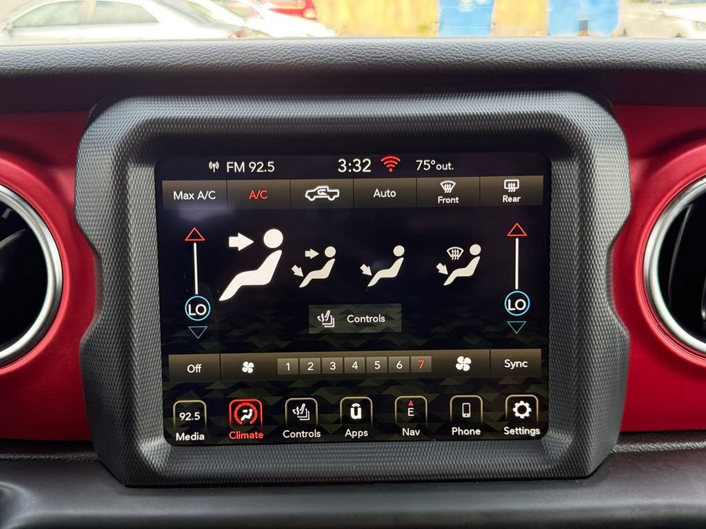 Used 2021 Jeep Gladiator Rubicon AWD/4WD image 18