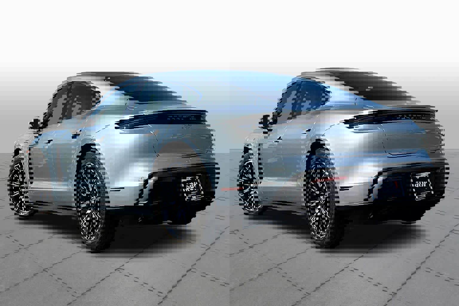 Used 2022 Porsche Taycan image 11