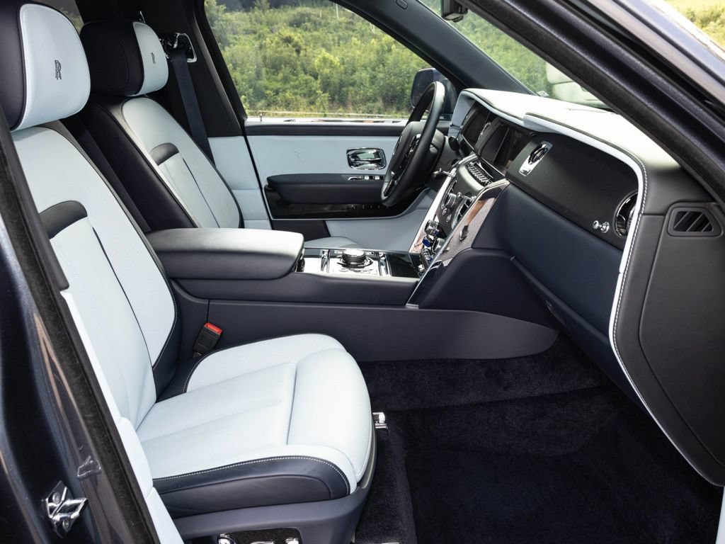 Certified 2022 Rolls-Royce Cullinan w/ Cullinan Package AWD/4WD image 83