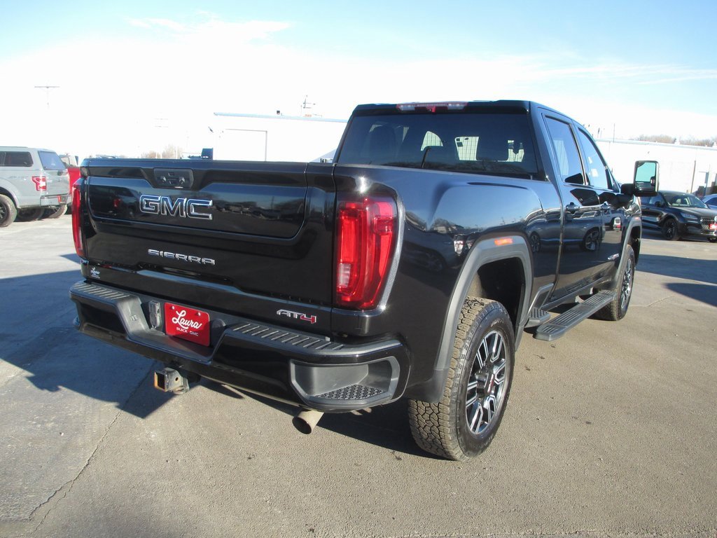 Used 2021 GMC Sierra 2500 AT4 image 3
