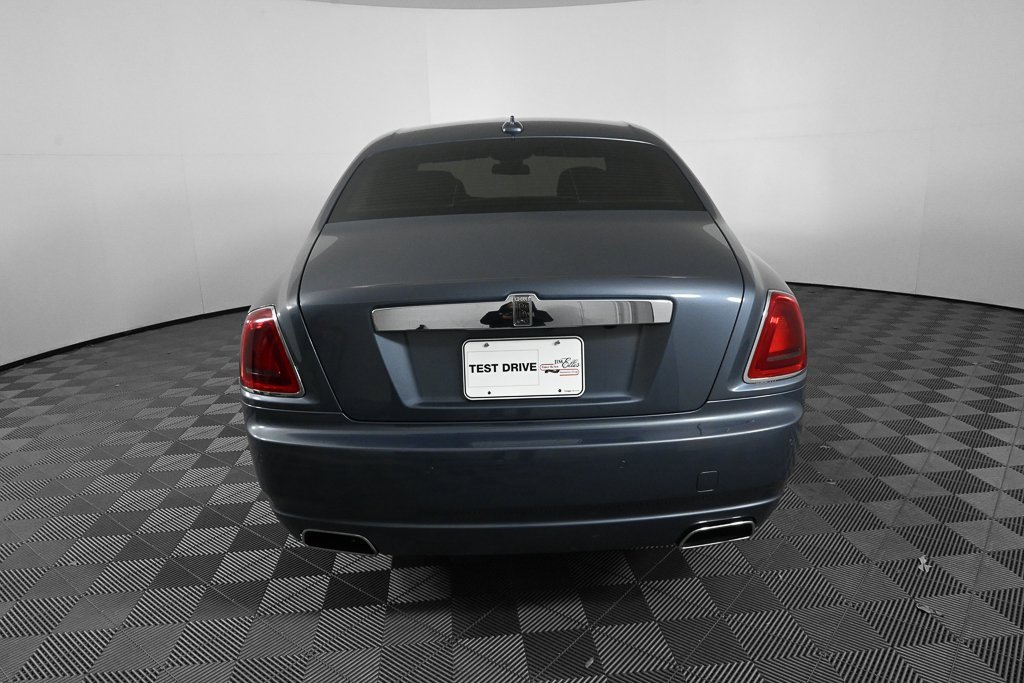 Used 2010 Rolls-Royce Ghost image 27