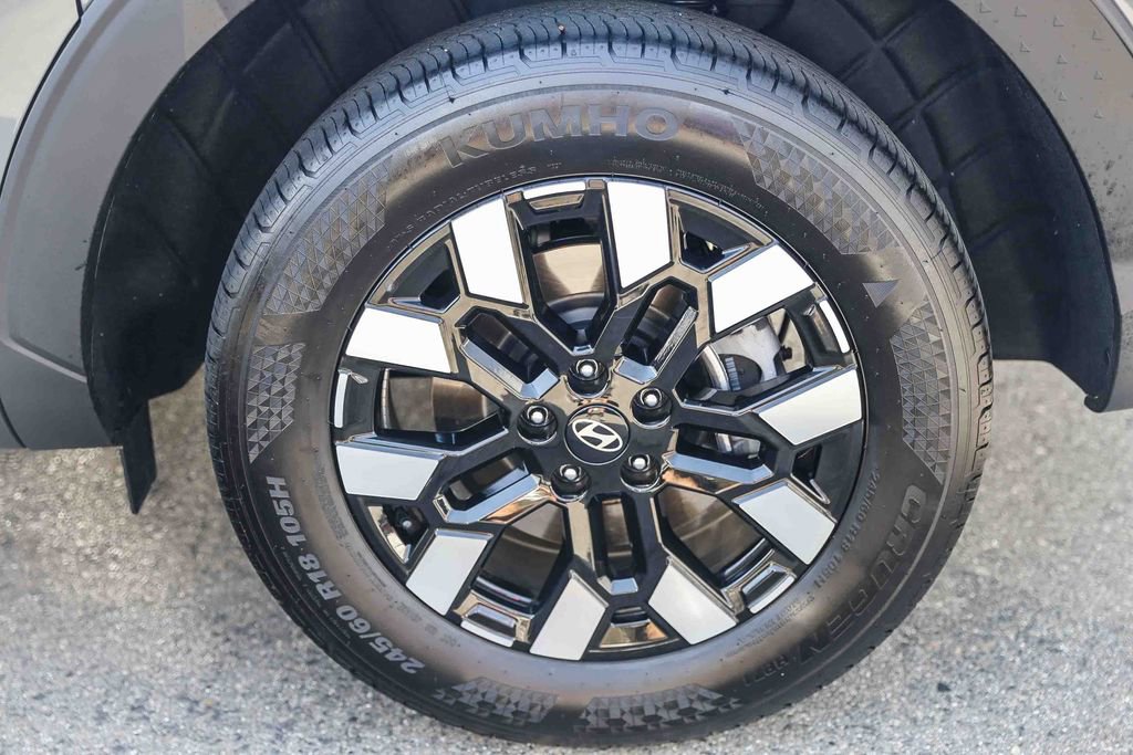 Certified 2026 Hyundai Santa Cruz SEL FWD image 8