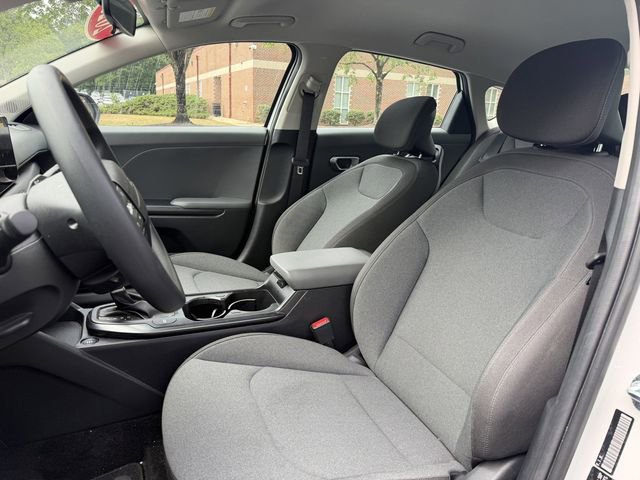 Certified 2025 Kia K4 FWD image 5