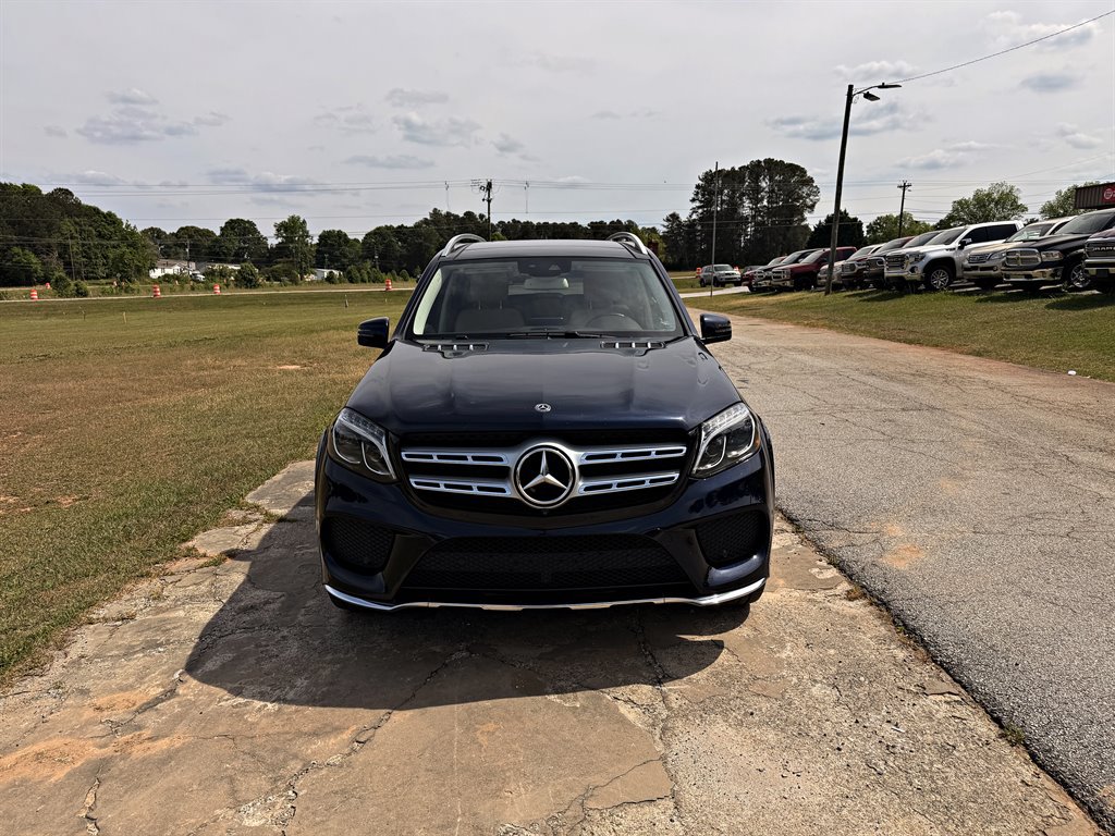 Used 2019 Mercedes-Benz GLS 550 4MATIC image 2