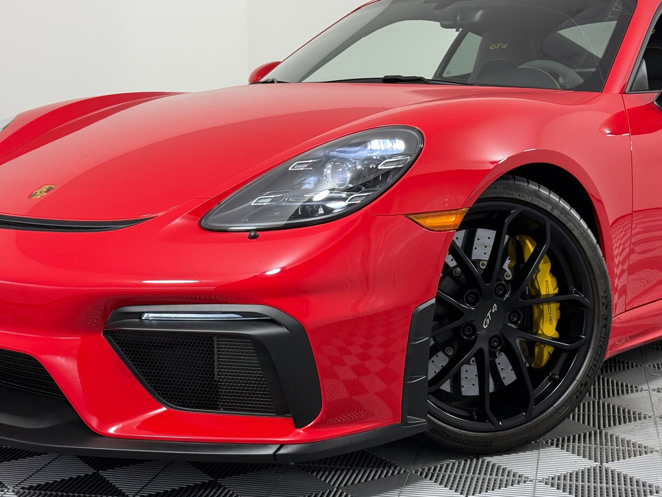 Certified 2022 Porsche 718 Cayman GT4 image 11