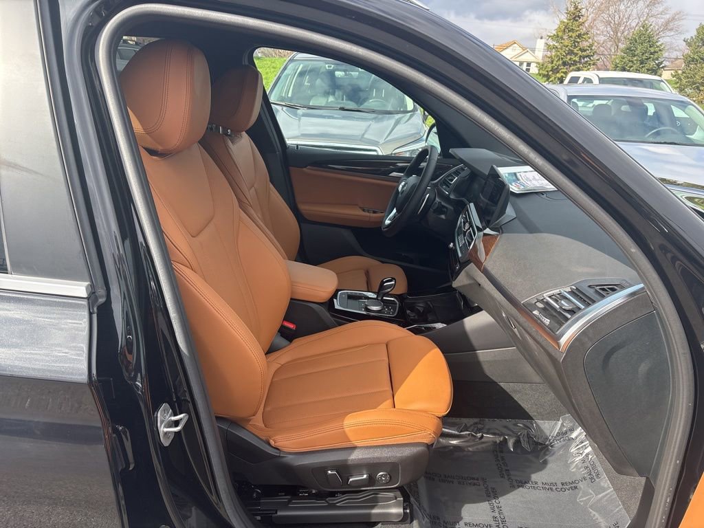 Used 2024 BMW X3 xDrive30i w/ Premium Package image 10