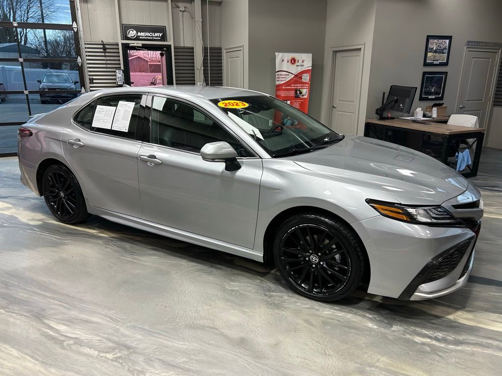 Used 2023 Toyota Camry XSE image 26