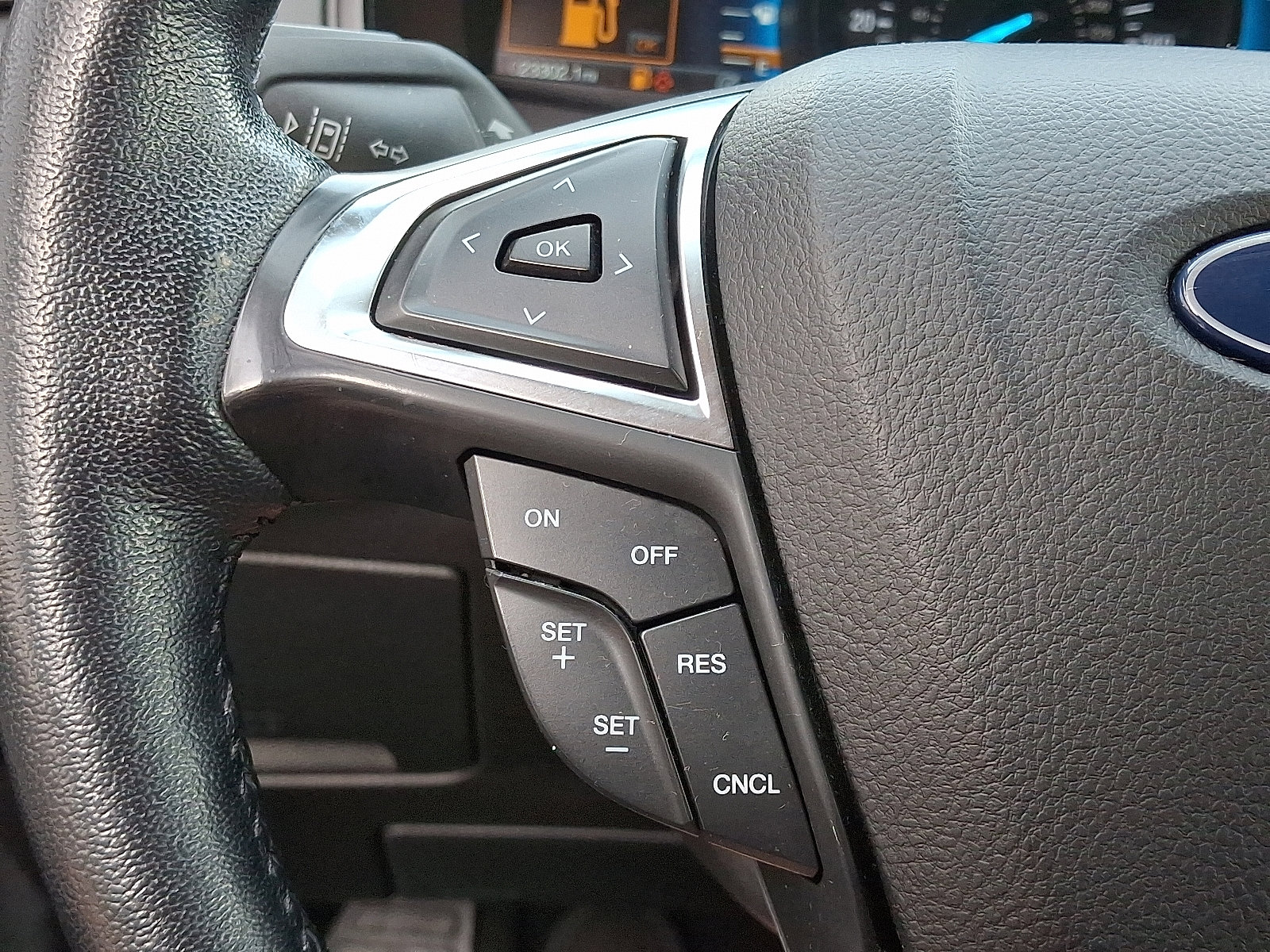 Certified 2023 Ford Edge SEL w/ Sport Appearance Package image 23