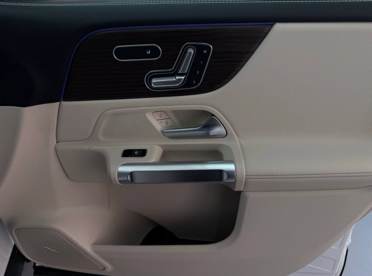 New 2026 Mercedes-Benz GLB 250 4MATIC image 27