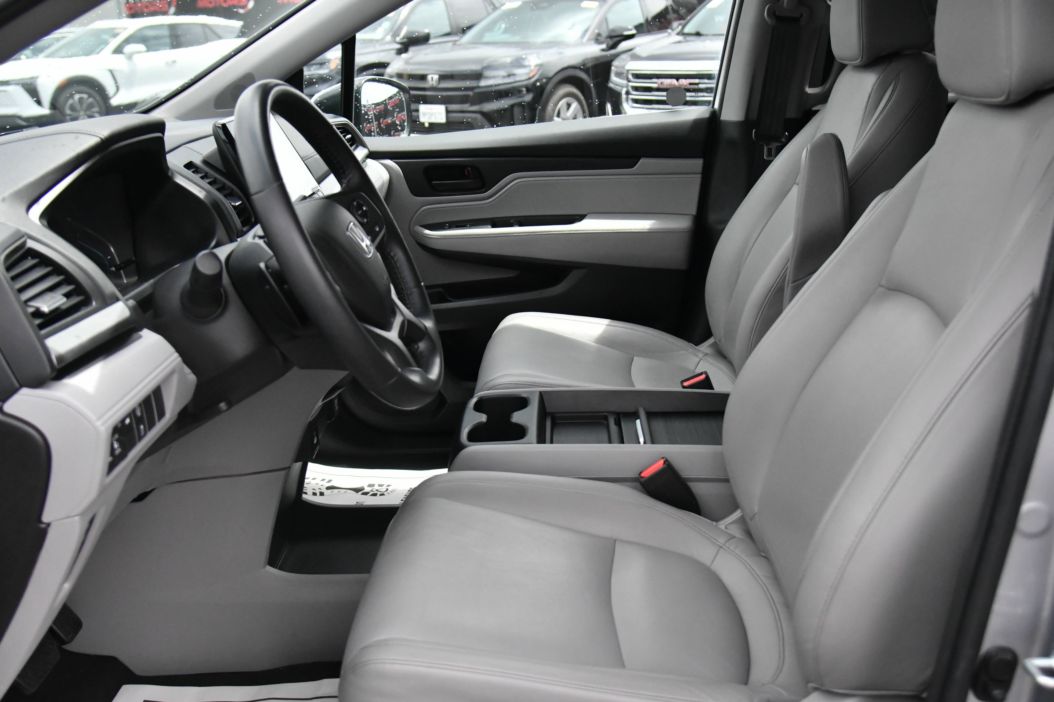 Used 2023 Honda Odyssey EX-L image 18