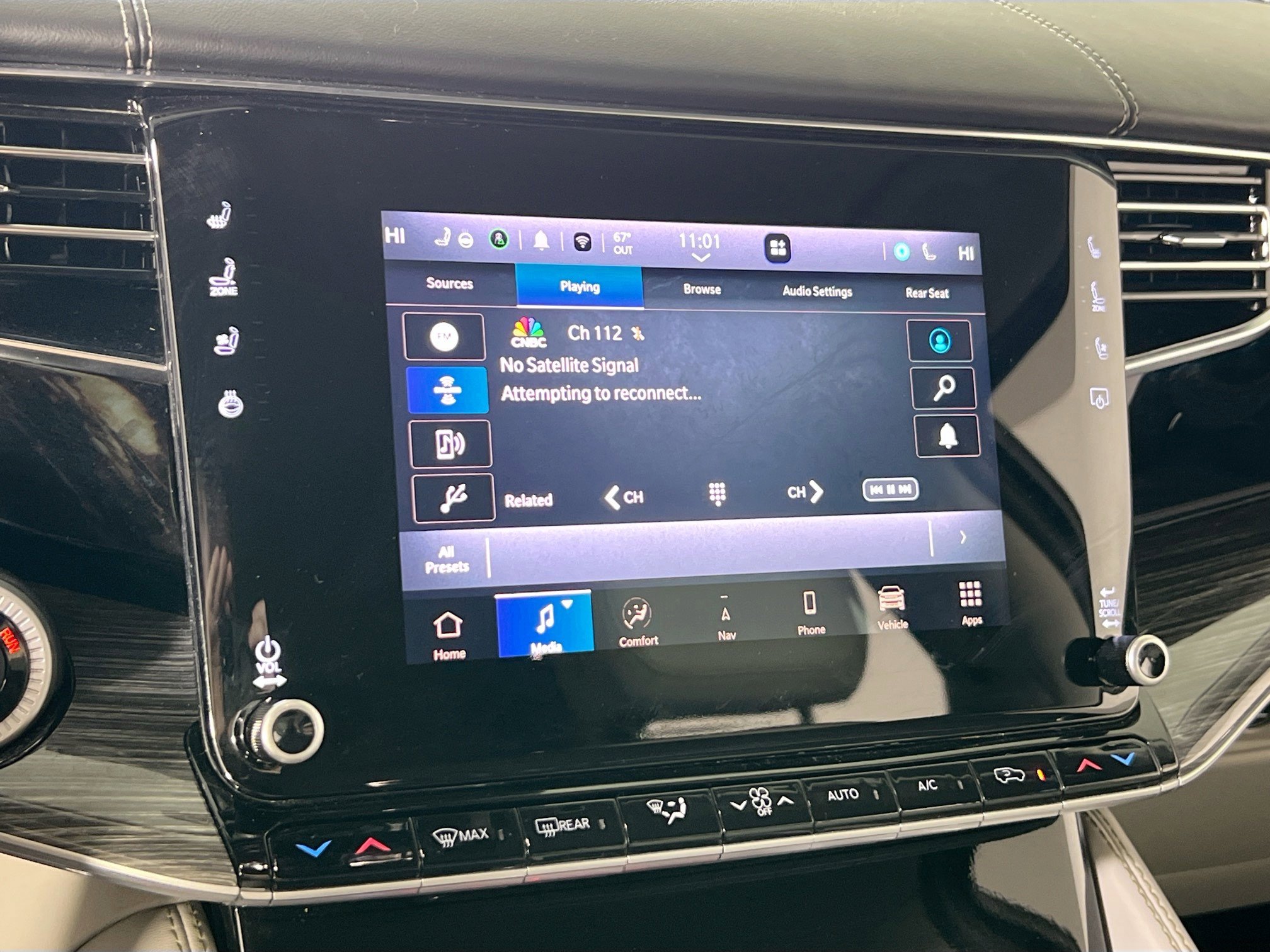 Used 2022 Jeep Wagoneer Series III w/ Rear Seat Video Group 1 image 15