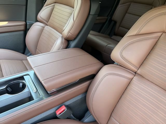 New 2026 Lincoln Nautilus Reserve AWD/4WD image 21