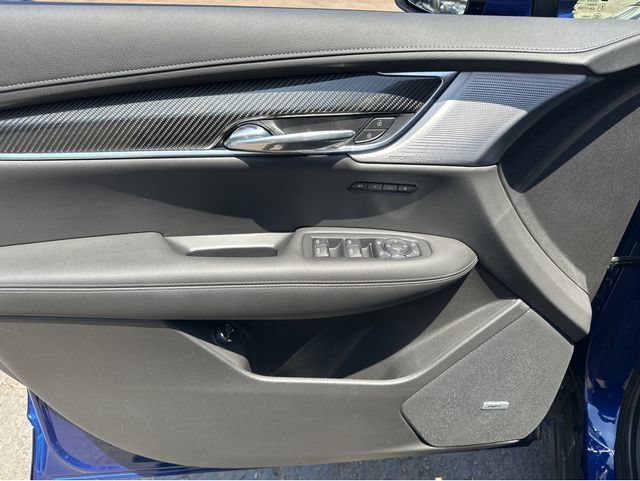 Certified 2023 Cadillac XT6 Sport w/ Technology Package AWD/4WD image 24