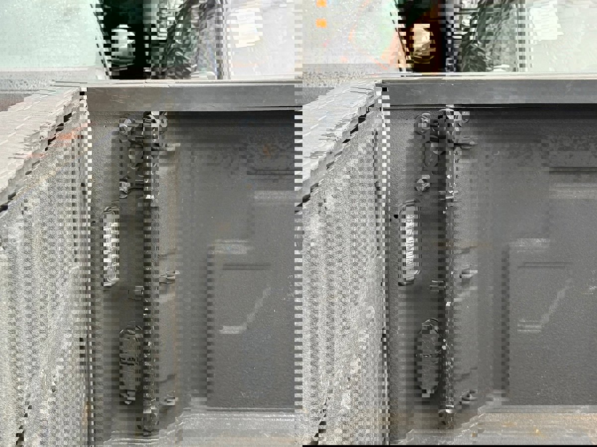 Used 2024 GMC Sierra 3500 Pro image 16