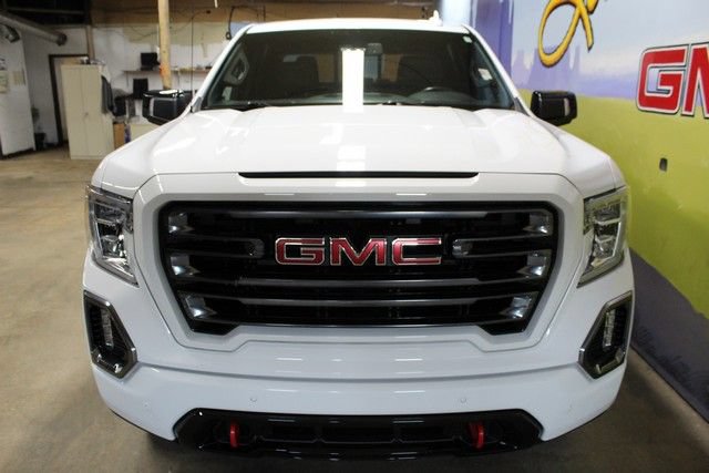 Certified 2022 GMC Sierra 1500 AT4 w/ AT4 Premium Package AWD/4WD image 2