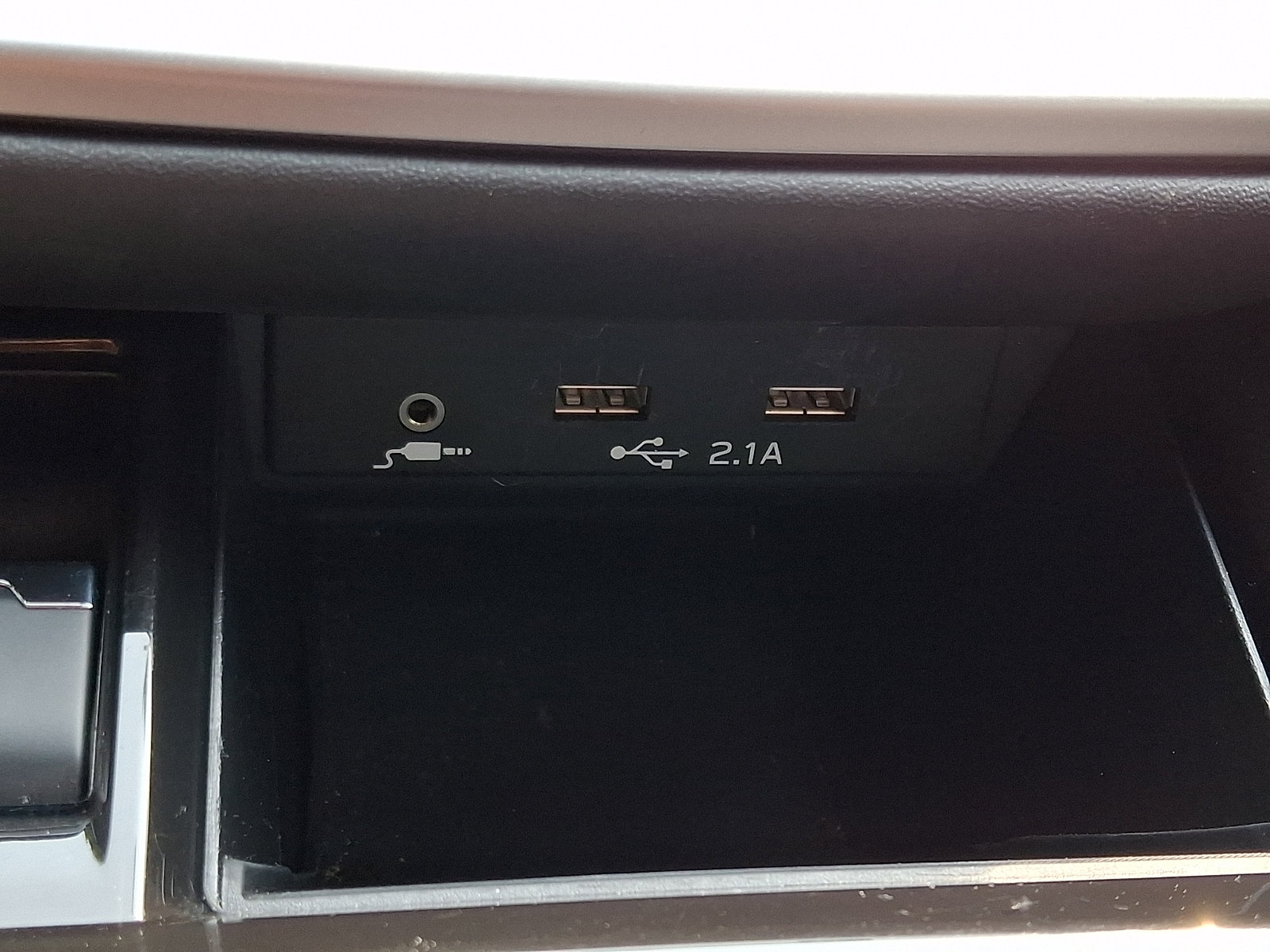 Used 2022 Subaru Outback Limited AWD/4WD image 25