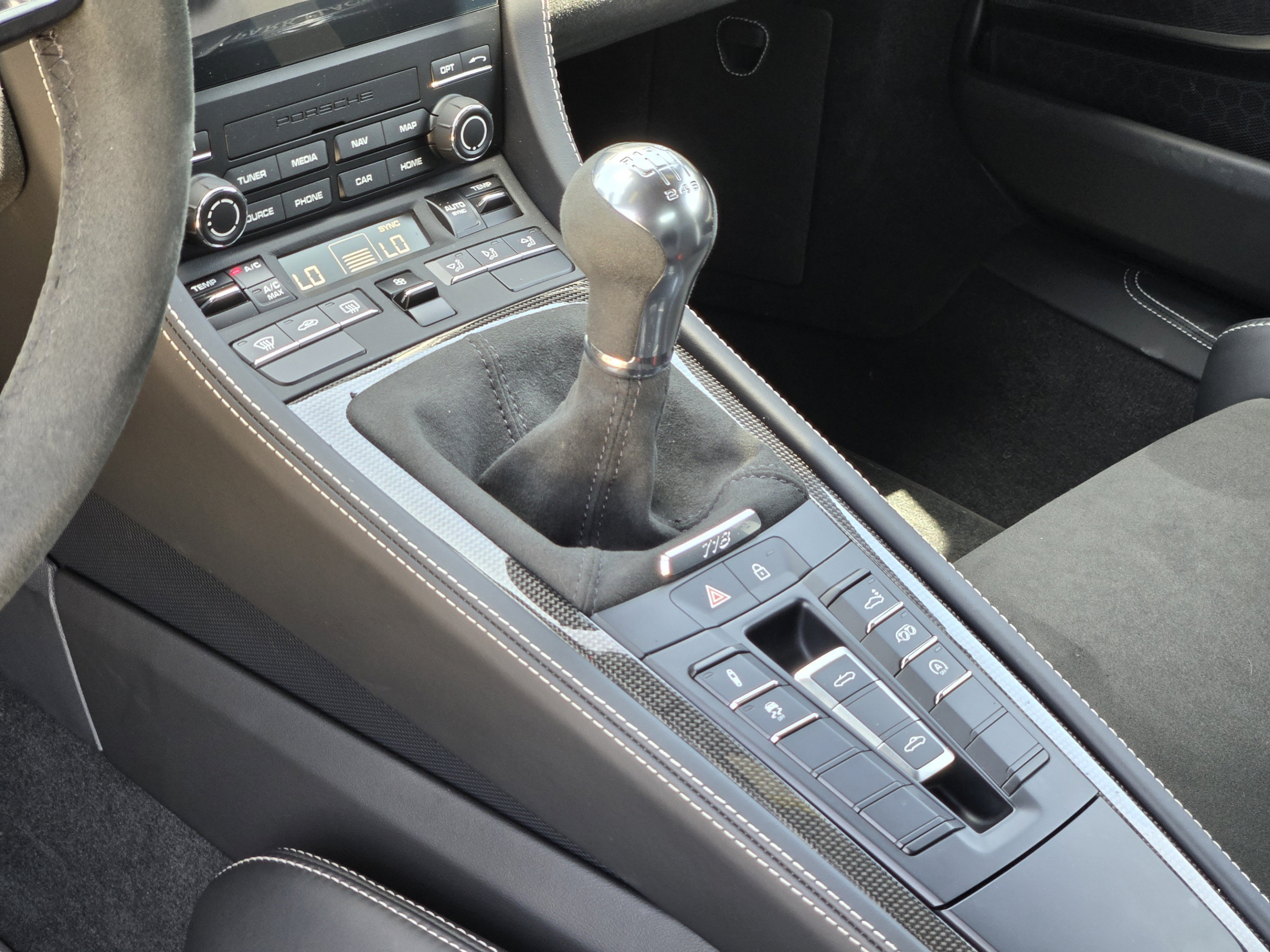 Used 2025 Porsche 718 Boxster GTS RWD image 19
