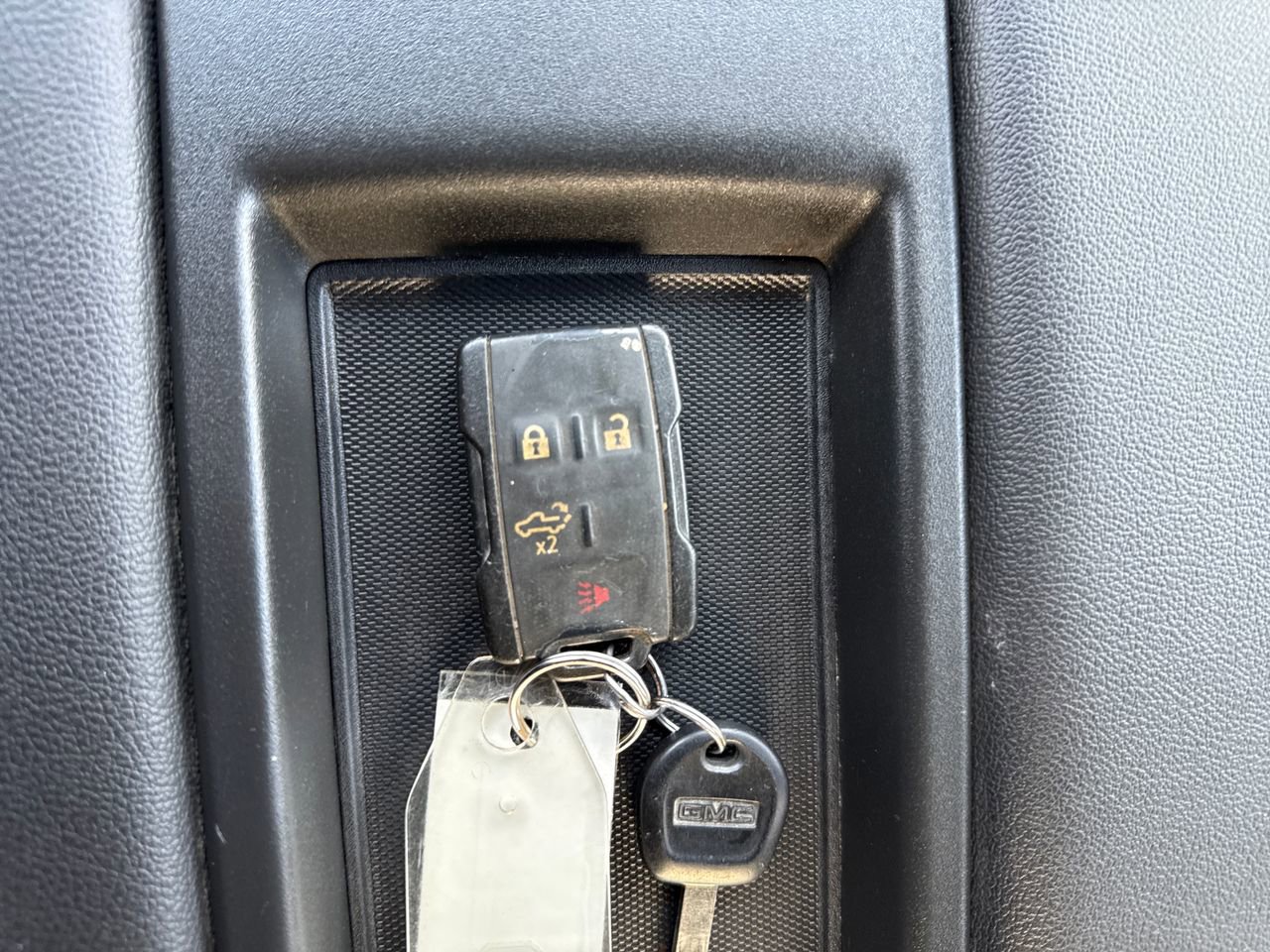 Used 2020 GMC Sierra 1500 4x4 Crew Cab w/ Sierra Value Package image 26