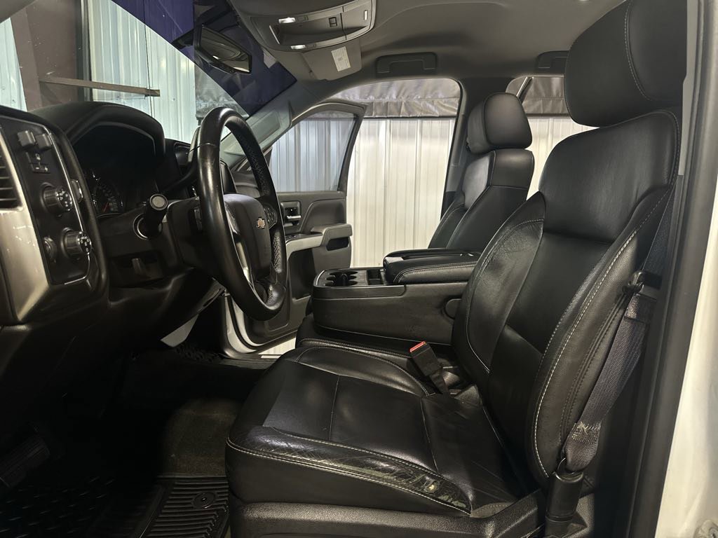 Used 2015 Chevrolet Silverado 1500 LT w/ Custom Sport Edition image 29