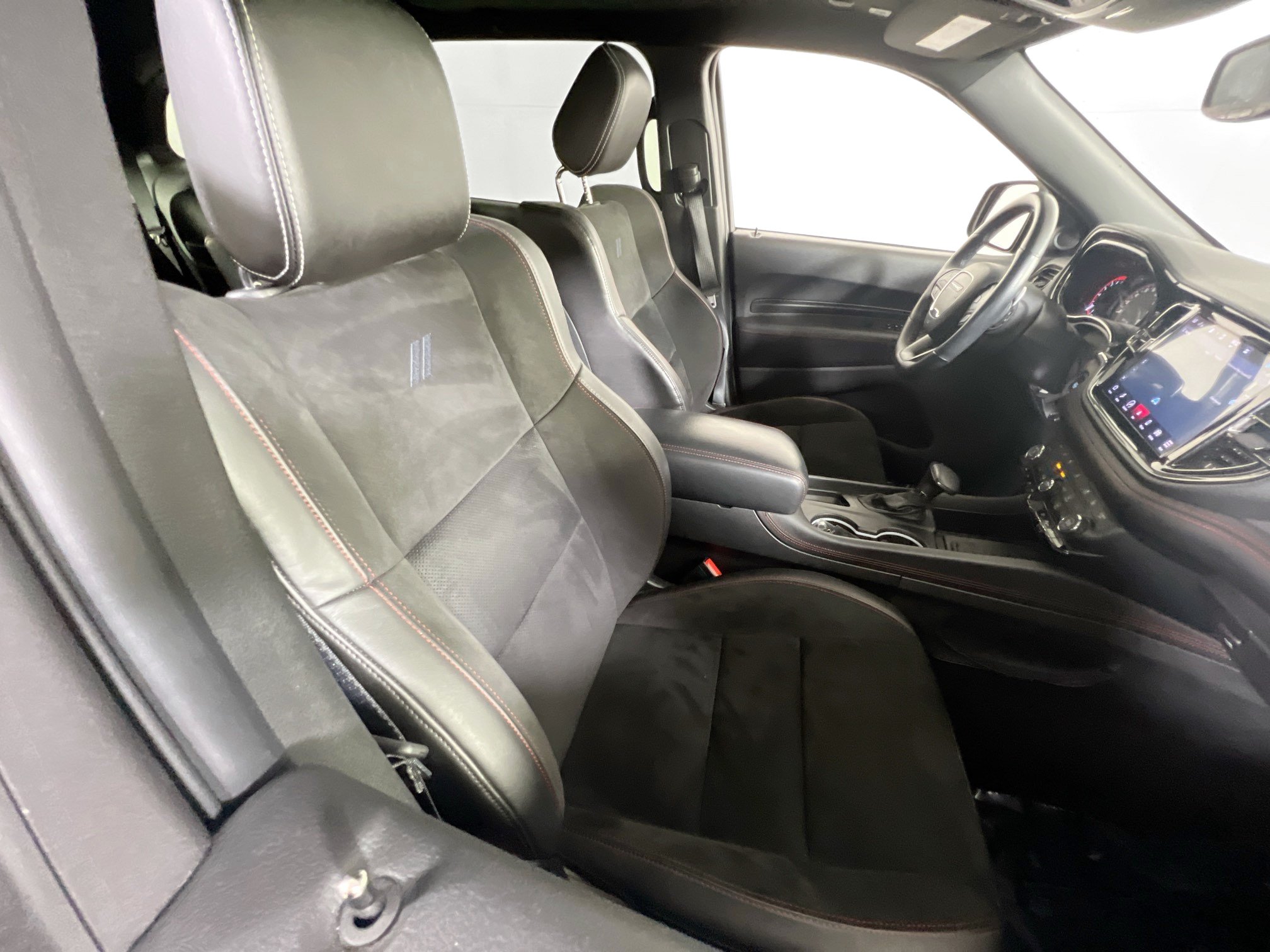 Used 2023 Dodge Durango R/T w/ Tow 'N Go Package AWD/4WD image 29