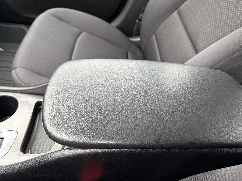 Used 2023 Chevrolet Malibu LS w/ LPO, Floor Liner Package FWD image 21