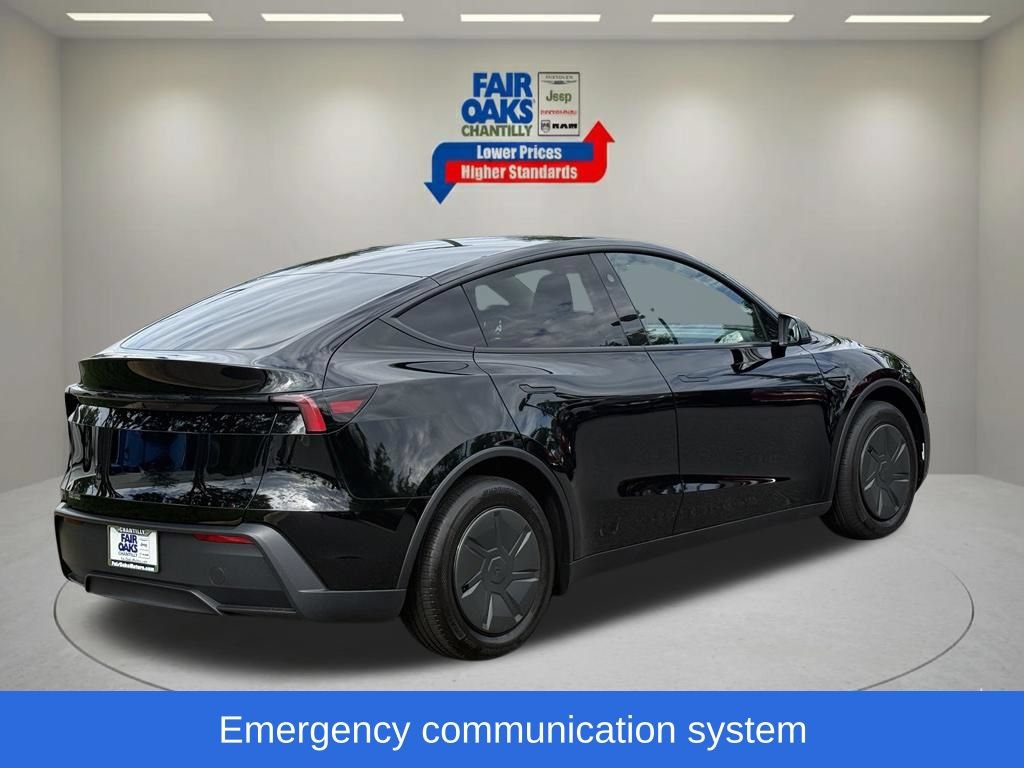 Used 2026 Tesla Model Y 2WD image 6
