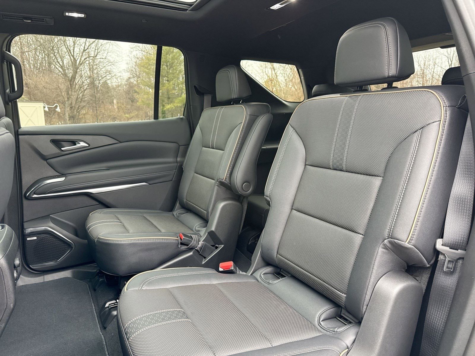 New 2026 Chevrolet Traverse High Country image 19