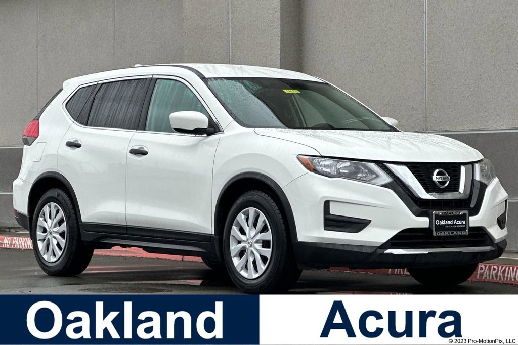 Used 2017 Nissan Rogue S FWD image 1