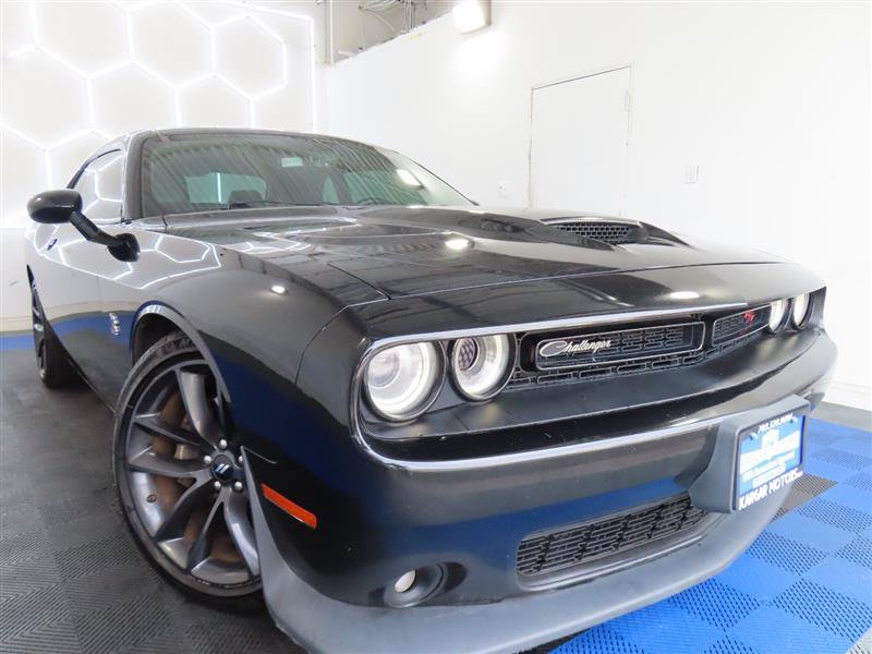 Used 2019 Dodge Challenger R/T Scat Pack w/ Plus Package RWD image 2