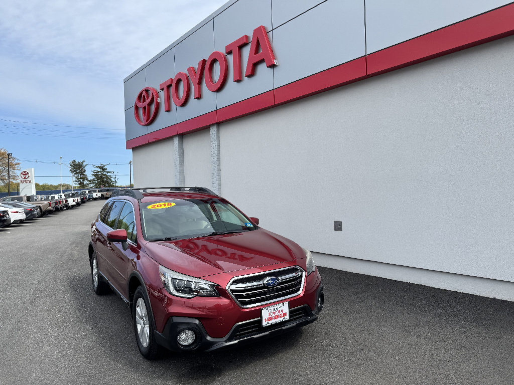 Used 2018 Subaru Outback 2.5i Premium AWD/4WD image 1