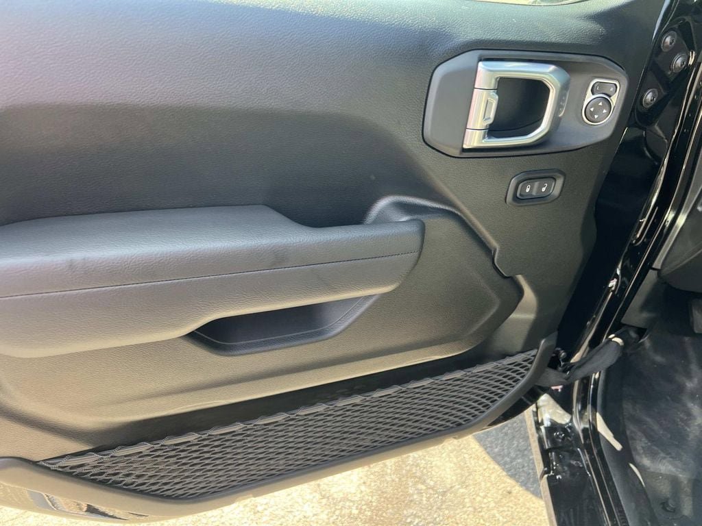 New 2026 Jeep Wrangler Unlimited Sport image 11